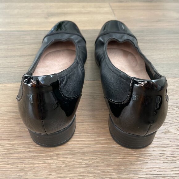 Clarks Collection Ultimate Comfort Slip On 1" Heel Patent Toe Shoes Black Sz 8.5 - Picture 5 of 10